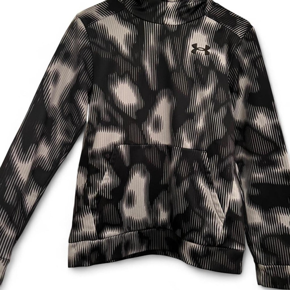 Undur Armour Black and White Abstract Big Boys Large Hoodie